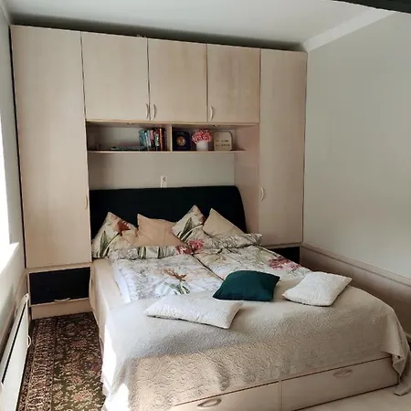 Arte Apartment *