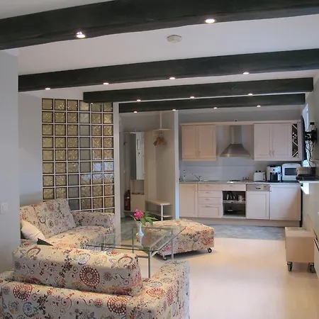 Apartment Arte